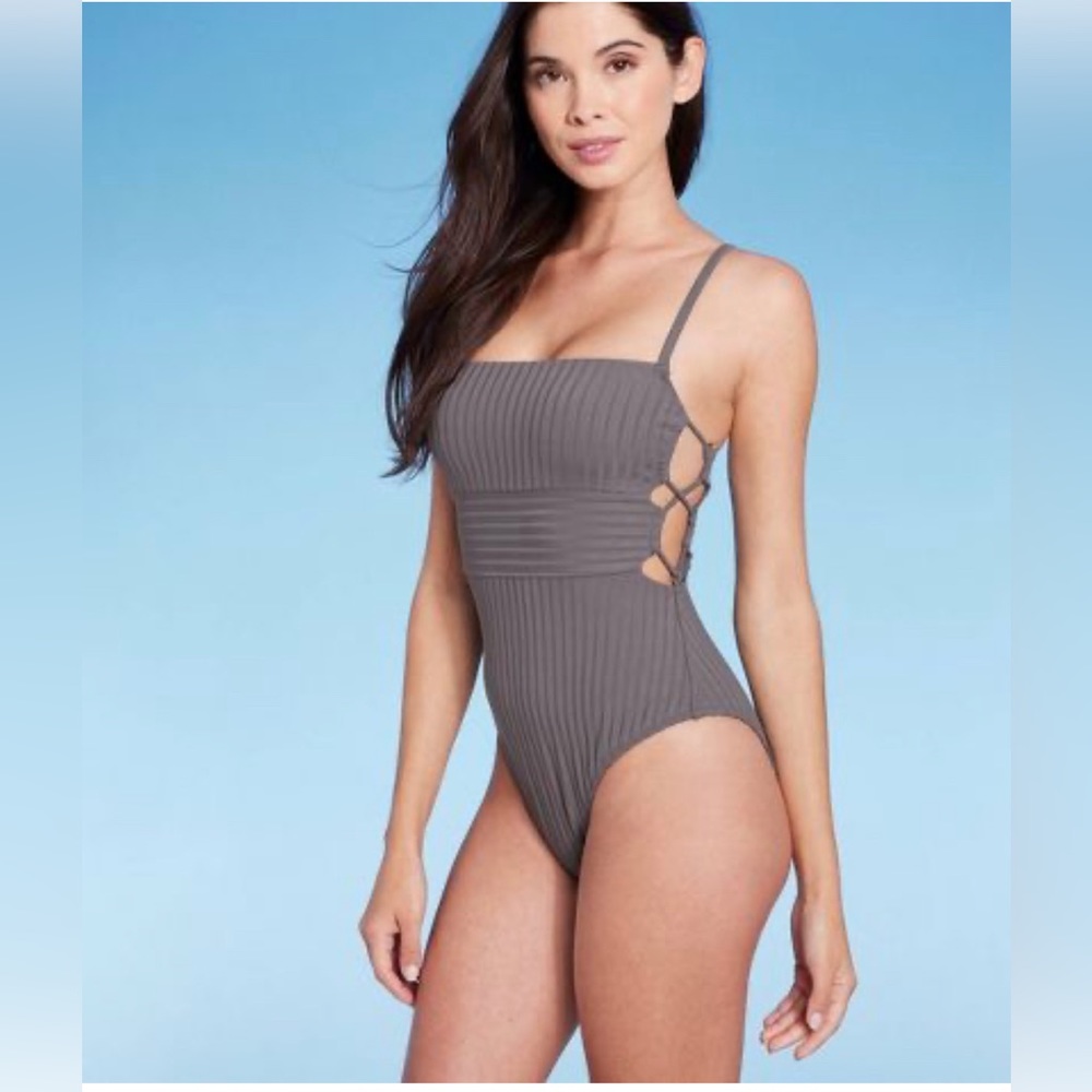 Women's Square Neck Strappy Side Ribbed One Piece Swimsuit - Shade & Shore™